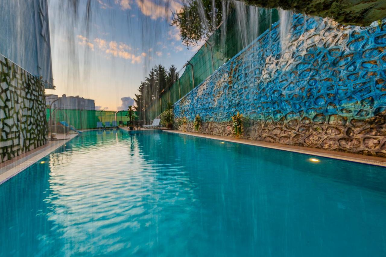 טראבזון Arezzo Deluxe Suite Hotel מראה חיצוני תמונה